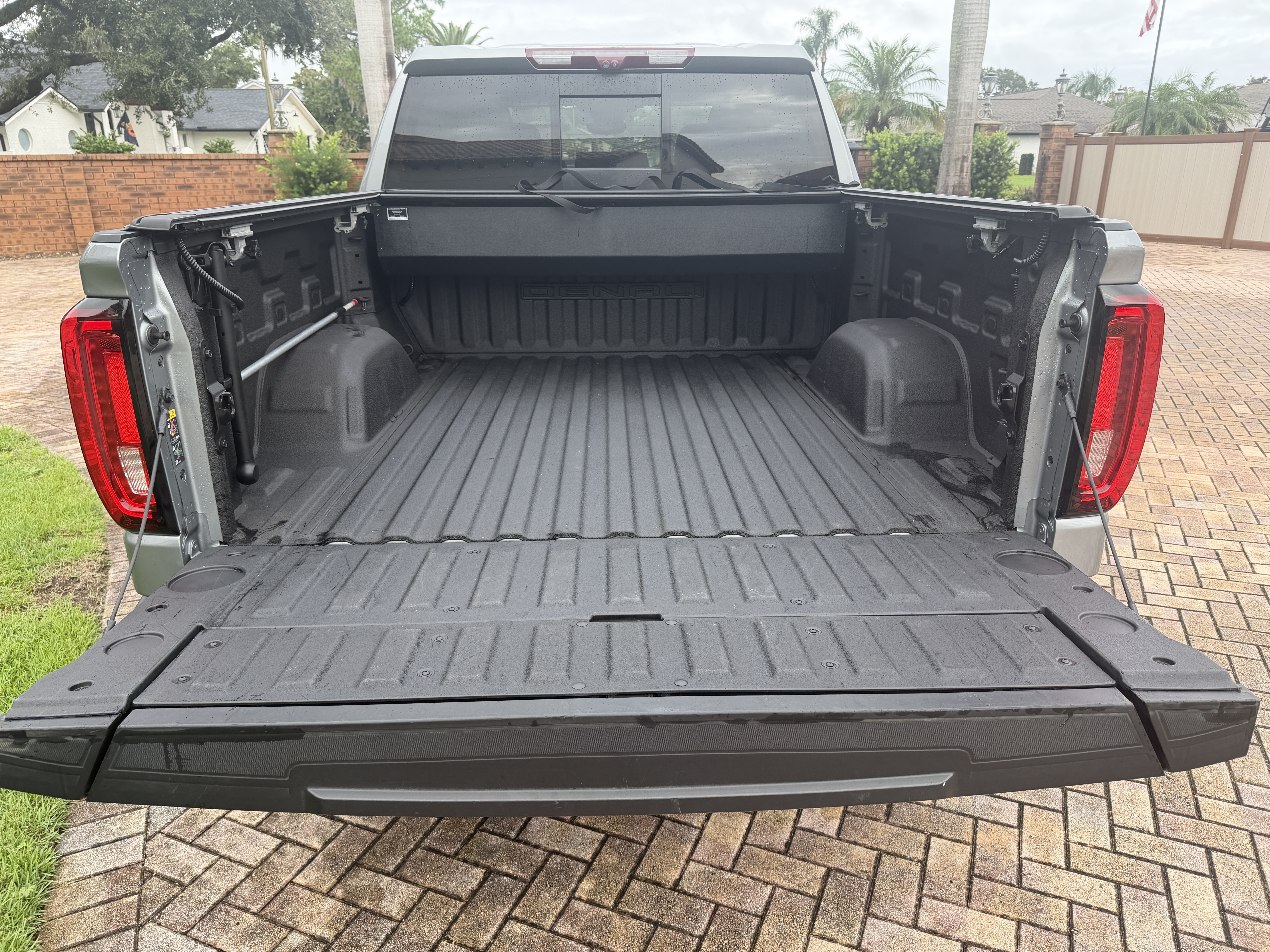 Used 2023 GMC Sierra 1500 Denali AWD/4WD image 13
