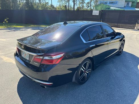 Used 2016 Honda Accord Sport image 4