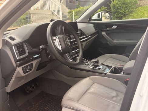 Used 2019 Audi Q5 2.0T Premium Plus w/ Premium Plus Package AWD/4WD image 12