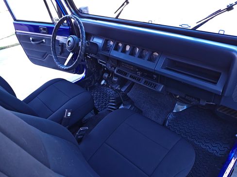 Used 1994 Jeep Wrangler Sport S image 21