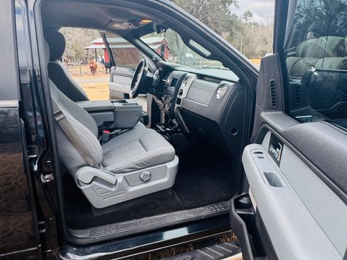 Used 2014 Ford F150 XLT w/ Equipment Group 302A Luxury image 9