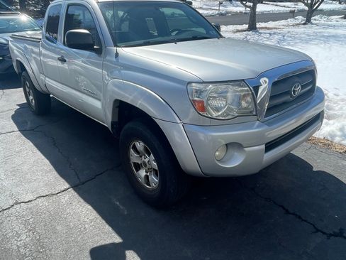 Used 2006 Toyota Tacoma 4x4 Access Cab V6 image 11
