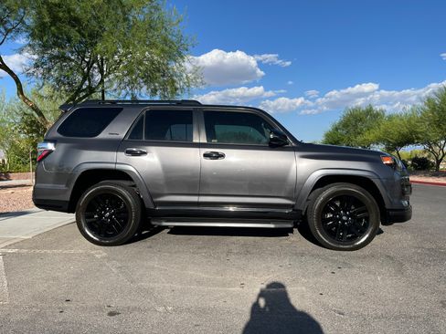 Used 2019 Toyota 4Runner Limited image 2