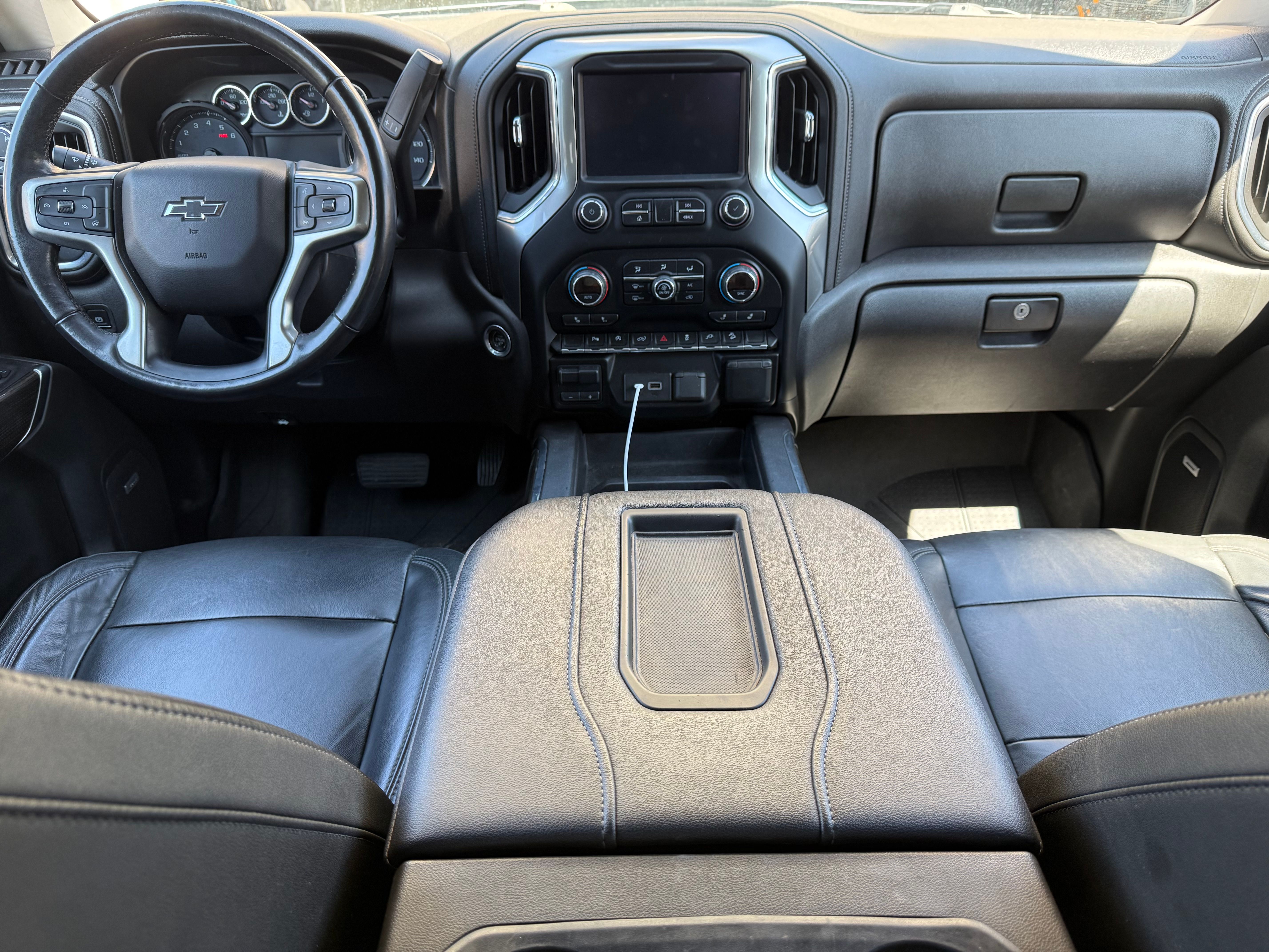 Used 2019 Chevrolet Silverado 1500 LT Trail Boss AWD/4WD image 5