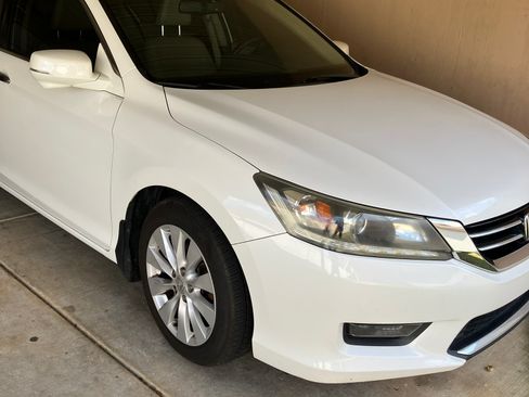 Used 2015 Honda Accord EX-L image 2