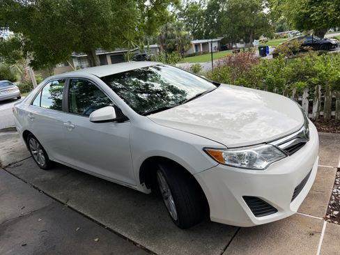 Used 2012 Toyota Camry LE FWD image 15