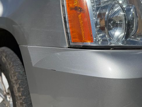 Used 2013 GMC Yukon XL SLT image 12