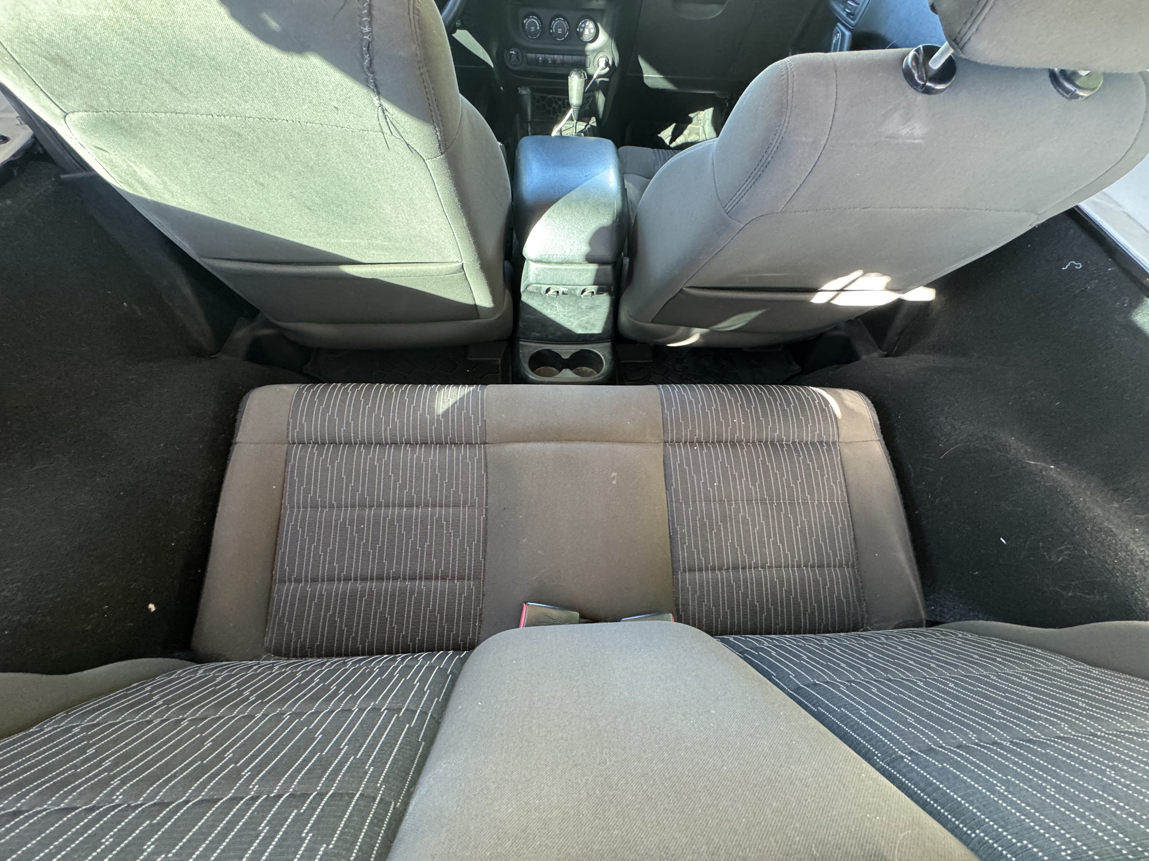 Used 2012 Jeep Wrangler Sport AWD/4WD image 20