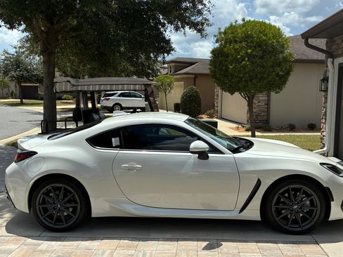 Used 2024 Subaru BRZ Limited RWD image 1