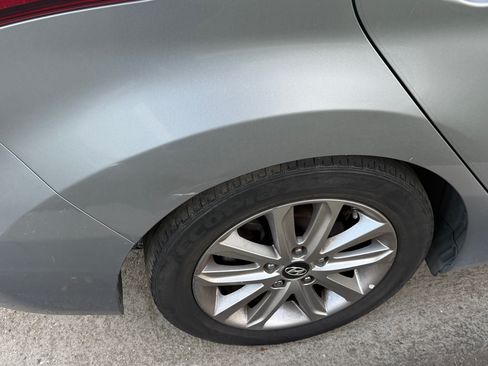 Used 2015 Hyundai Elantra SE w/ Option Group 02 image 12