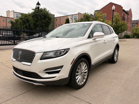 Used 2019 Lincoln MKC Premiere AWD/4WD image 4