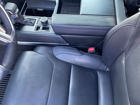 Used 2022 Toyota Tundra Platinum w/ Advanced Package image 11