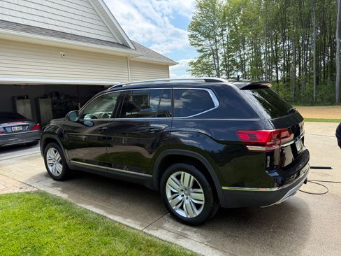 Used 2019 Volkswagen Atlas SEL Premium AWD/4WD image 6