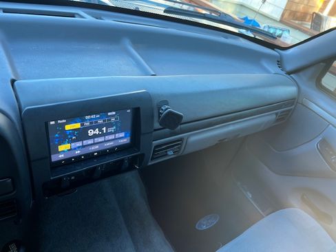 Used 1995 Ford F350 4x4 Regular Cab image 11