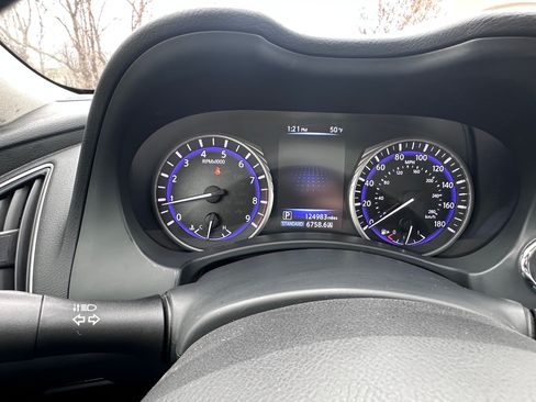 Used 2015 INFINITI Q50 Premium w/ Deluxe Touring Package image 26