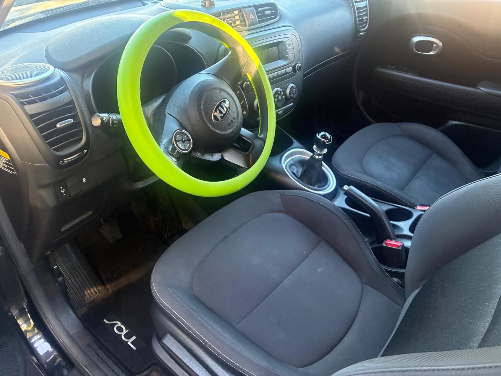 Used 2015 Kia Soul FWD image 14