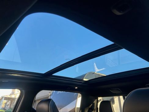 Used 2022 RAM 1500 Limited image 12