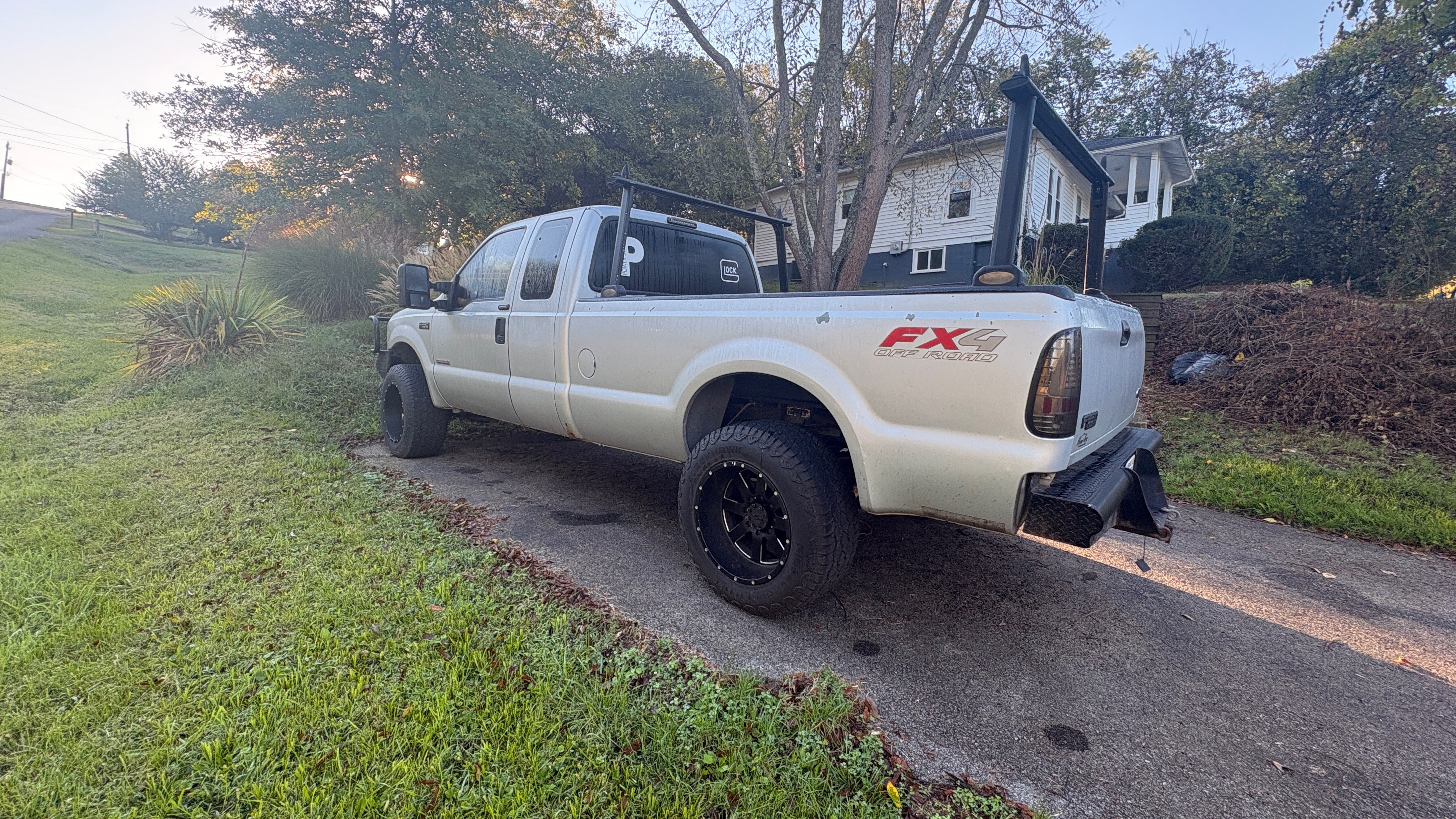 Used 2004 Ford F250 XLT AWD/4WD image 4