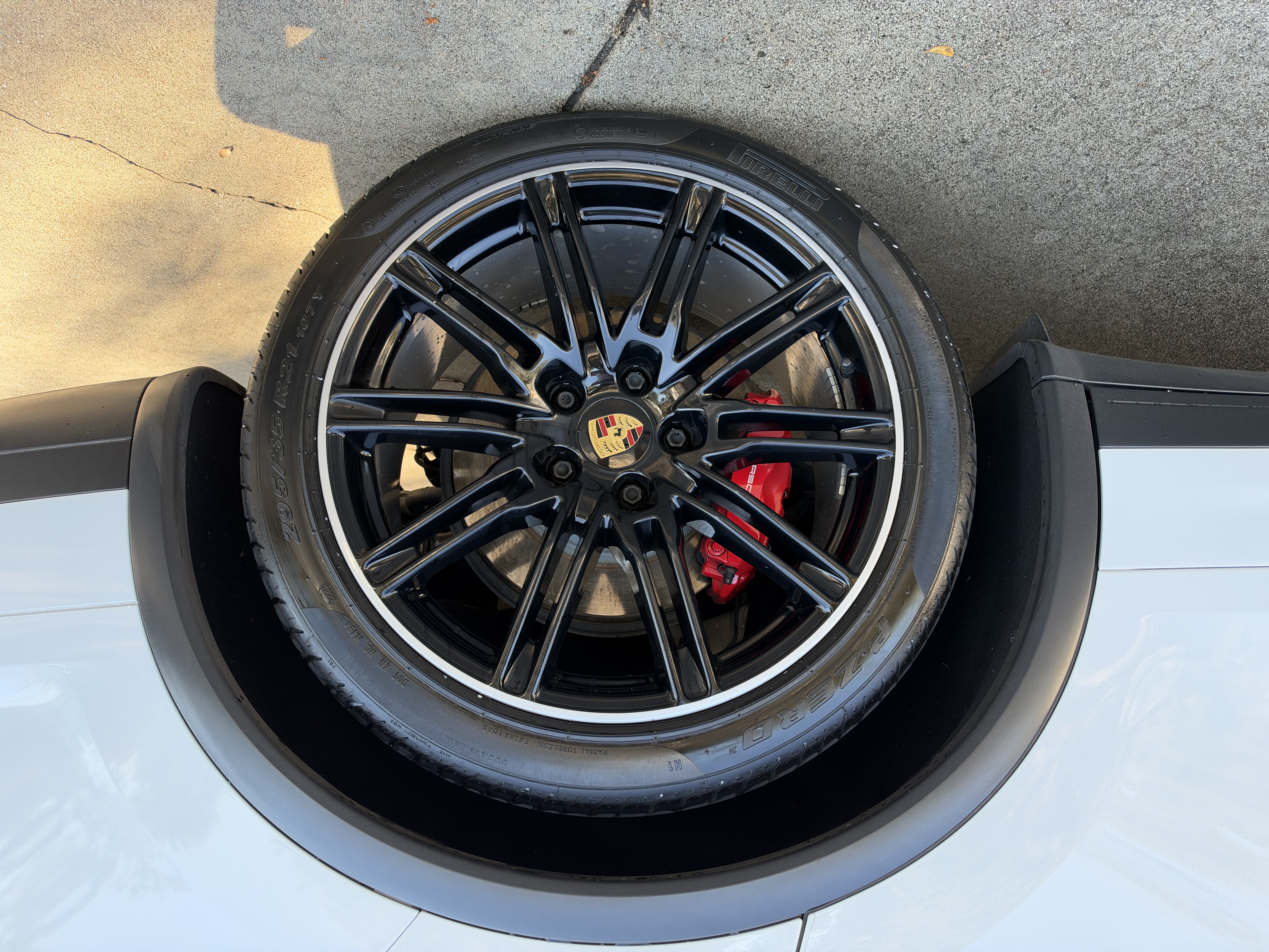 Used 2018 Porsche Cayenne AWD/4WD image 17