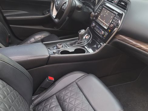 Used 2016 Nissan Maxima Platinum image 8
