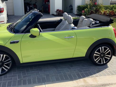 Used 2023 MINI Cooper S w/ Signature Upholstery Package image 20