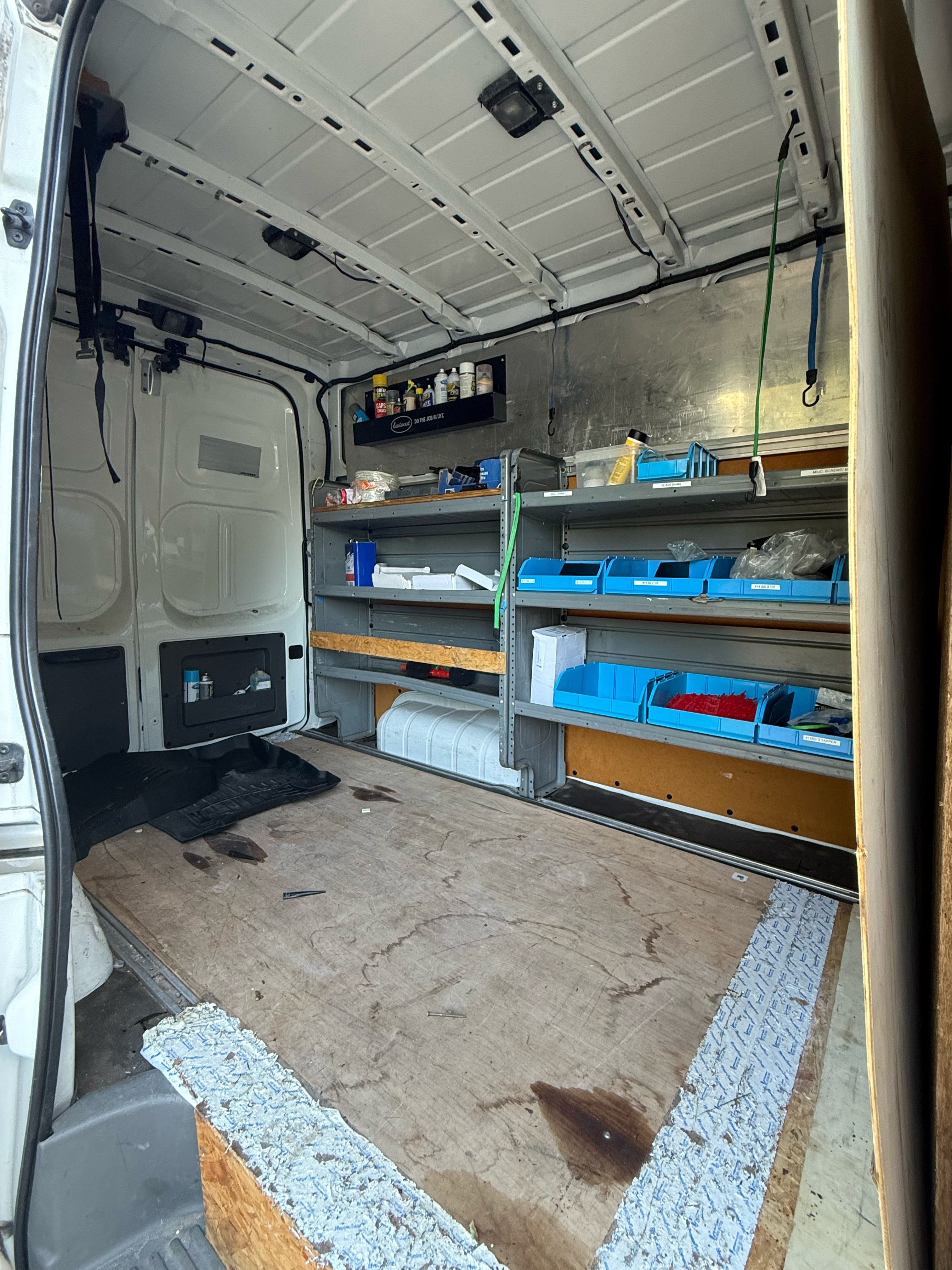 Used 2018 Nissan NV 2500 SV RWD image 8