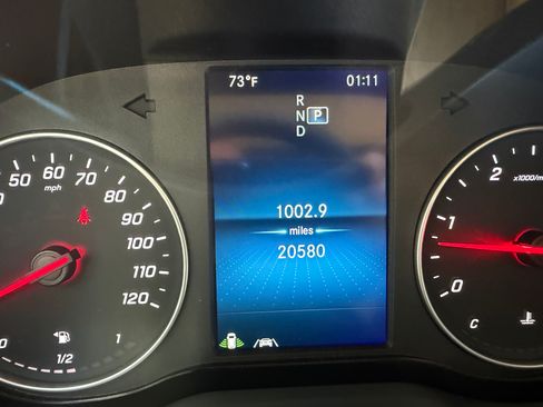 Used 2021 Mercedes-Benz Sprinter 2500 image 6