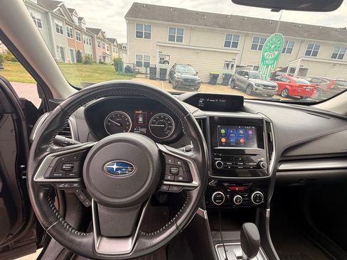 Used 2020 Subaru Forester Premium AWD/4WD image 2