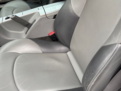 Used 2004 Chrysler Crossfire Coupe image 11