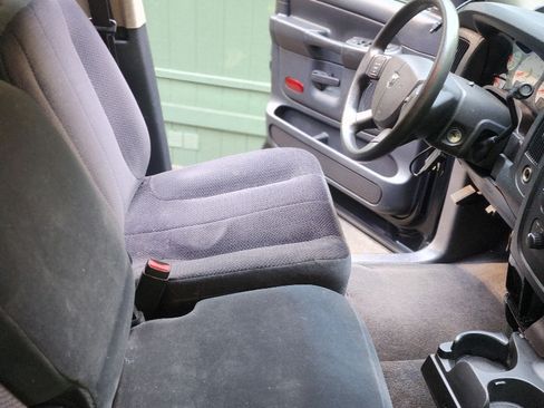 Used 2005 Dodge Ram 1500 Truck SLT image 11