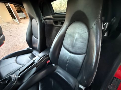 Used 2005 Porsche Boxster image 2