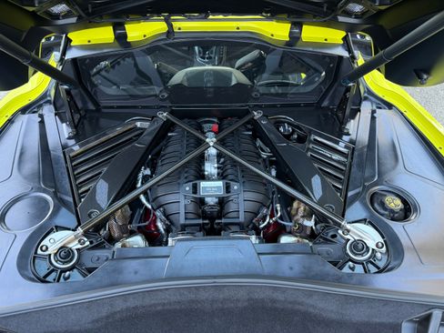 Used 2023 Chevrolet Corvette Z06 w/ Z07 Performance Package image 28
