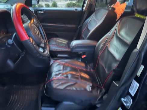 Used 2014 Jeep Compass Sport w/ Power Value Group FWD image 5