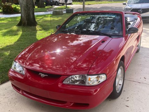Used 1997 Ford Mustang GT image 7