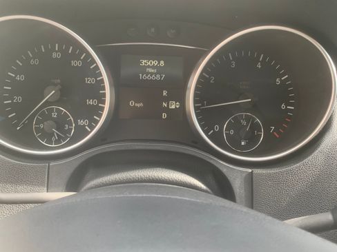 Used 2009 Mercedes-Benz ML 350 4MATIC image 12