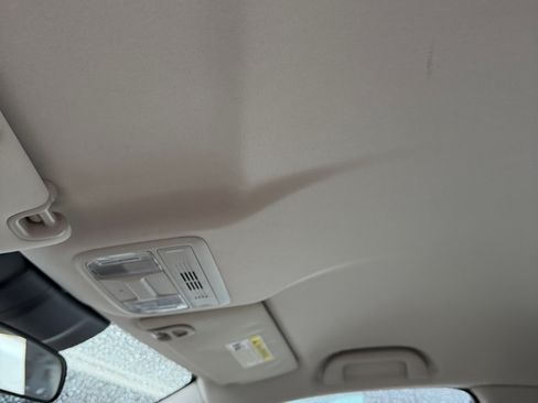 Used 2020 Honda Insight EX image 10