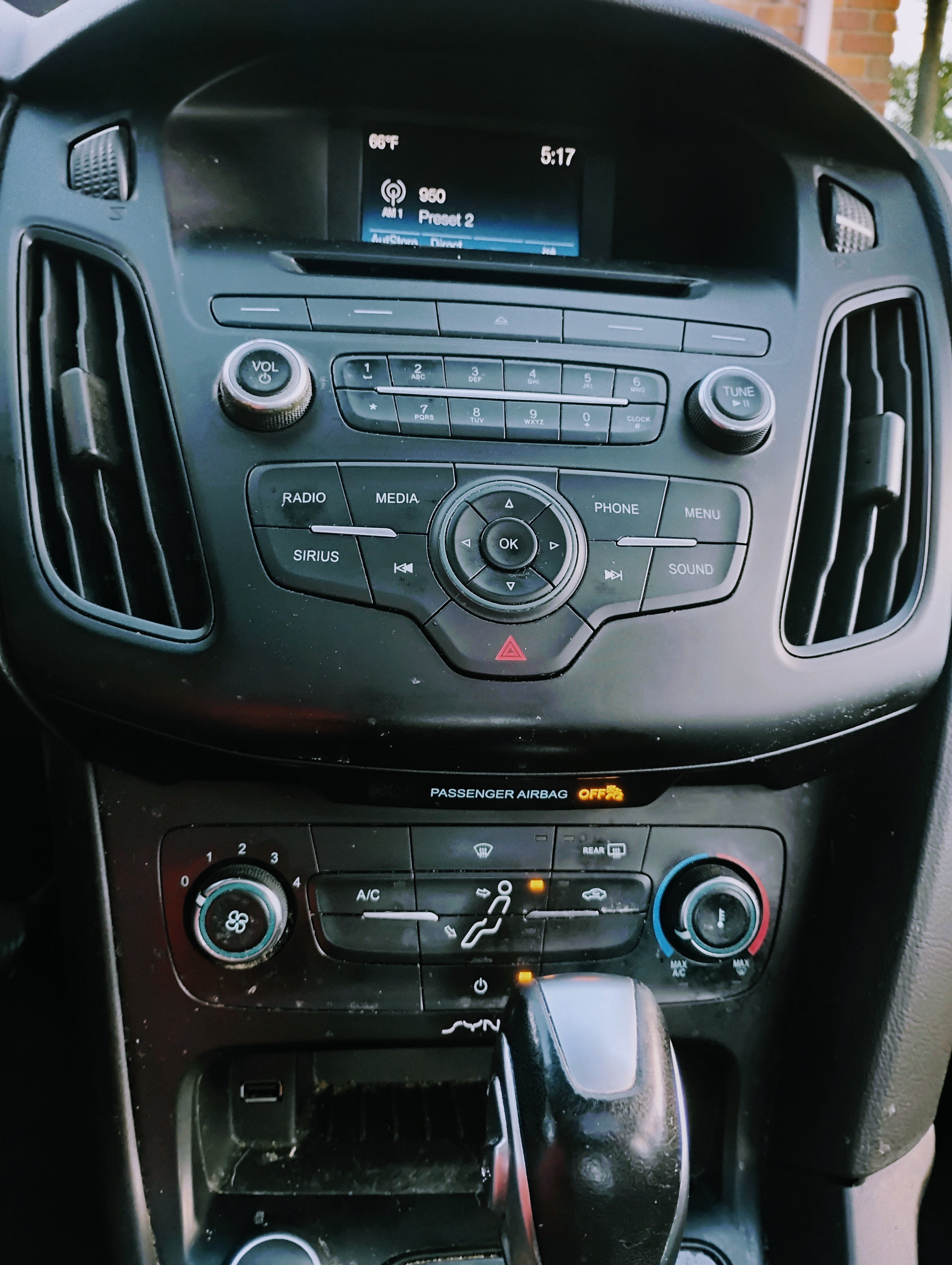 Used 2016 Ford Focus SE FWD image 8