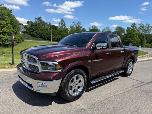 Used 2012 RAM 1500 Laramie AWD/4WD image 1
