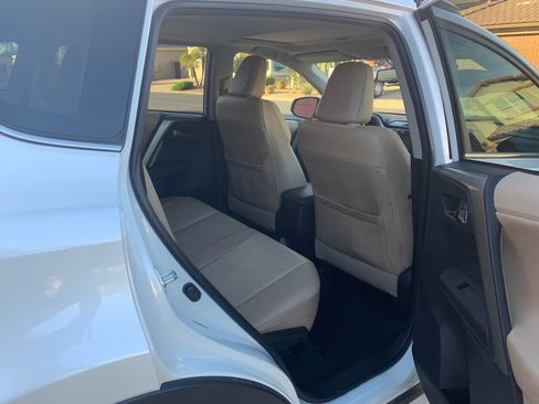 Used 2013 Toyota RAV4 Limited image 20