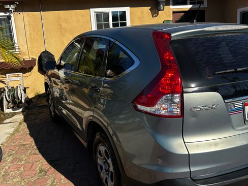 Used 2012 Honda CR-V LX image 4