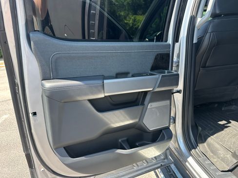 Used 2023 Ford F250 Lariat w/ Tow Technology Package AWD/4WD image 22