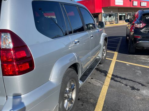 Used 2008 Lexus GX 470 image 4