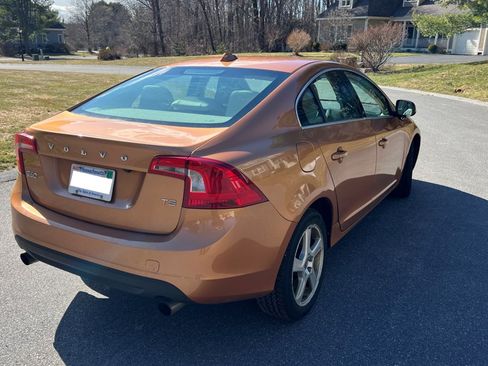 Used 2013 Volvo S60 T5 image 4