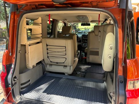 Used 2011 Honda Element EX image 10