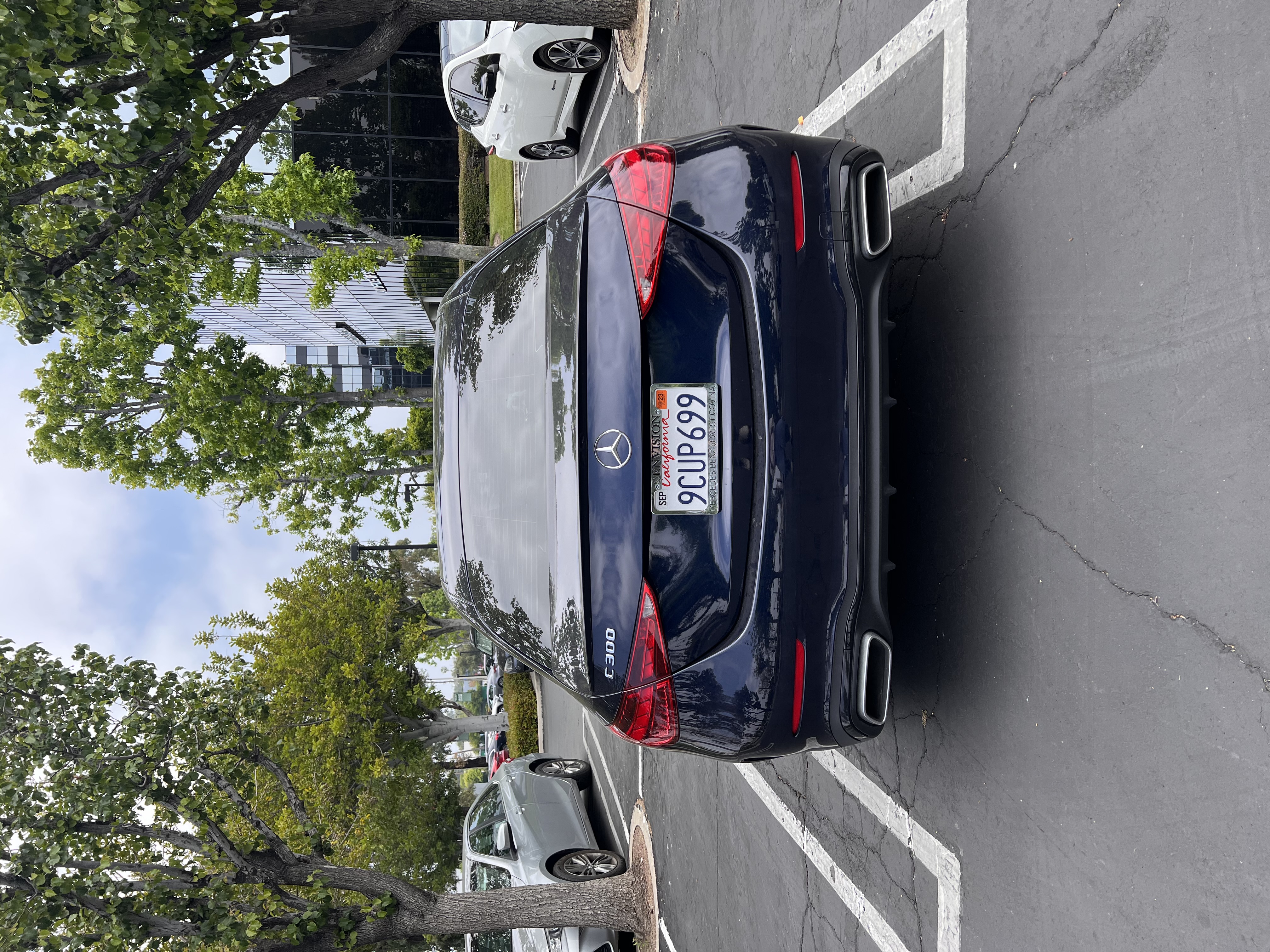 Used 2022 Mercedes-Benz C 300 Sedan image 5