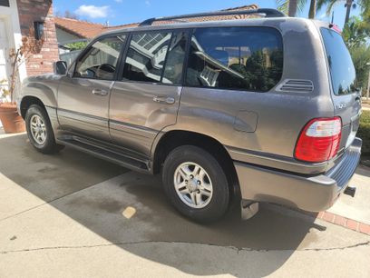 Used 2000 Lexus LX 470 4WD