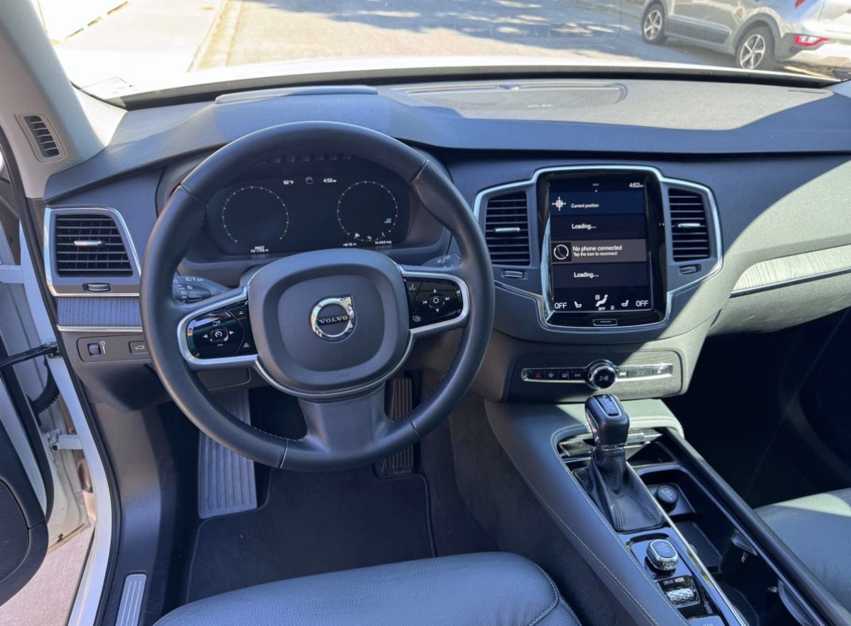 Used 2020 Volvo XC90 T6 Momentum AWD/4WD image 5