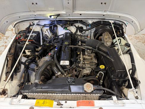 Used 1994 Jeep Wrangler SE AWD/4WD image 18
