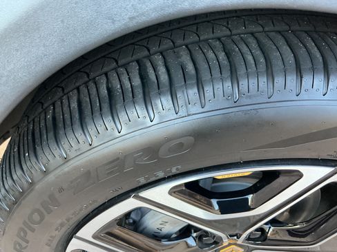 Used 2024 Rivian R1T Adventure image 18