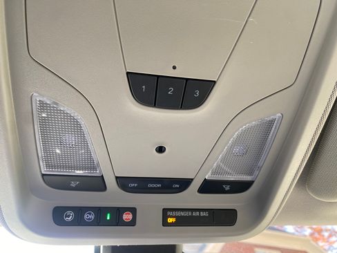 Used 2017 Chevrolet Impala LT w/ Leather Package image 20